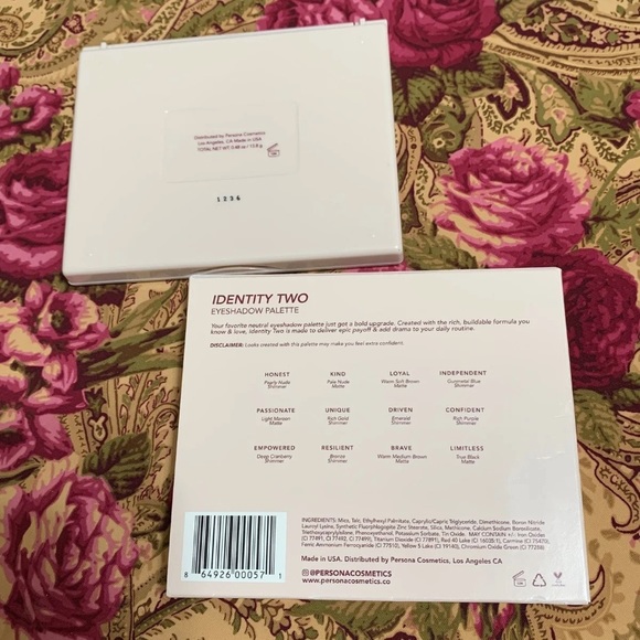 Persona Identity Two Palette *PRICE FIRM* - Picture 8 of 10